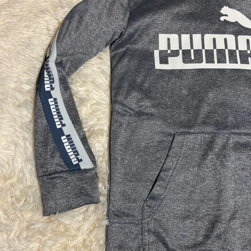 4. Puma Hoodie‎
